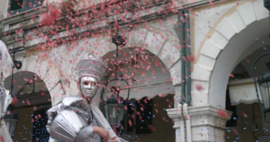Κέρκυρα: Κανονικά το καρναβάλι παρά τις απαγορεύσεις Κικίλια λόγω κοροναϊού