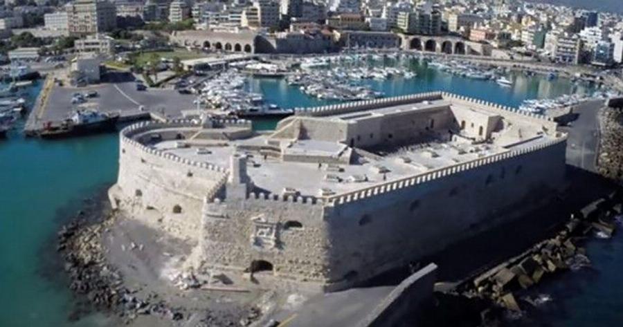 Το κάστρο της θάλασσας είναι ότι πιο εντυπωσιακό έχεις δει και βρίσκεται στο Ηράκλειο