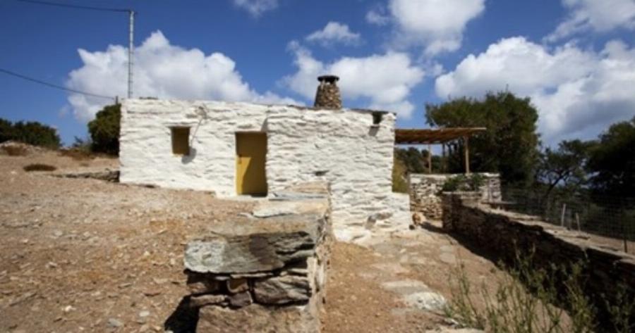 Ο Έλληνας αρχιτέκτονας που δίνει νέα ζωή σε παλιά αγροτικά και κτηνοτροφικά κτίσματα