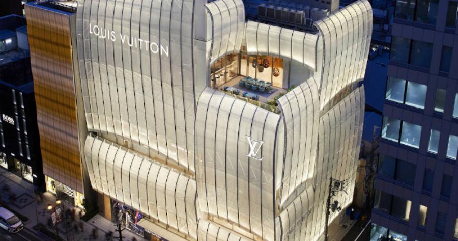 Αυτό είναι το πολυσυζητημένο καφέ – εστιατόριο που άνοιξε η Louis Vuitton! Δείτε το πολυτελές εσωτερικό του