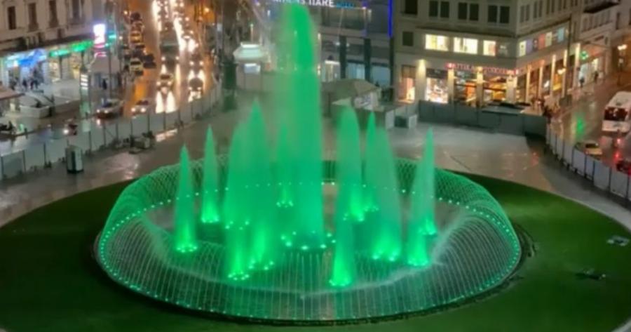 Το σιντριβάνι της Ομόνοιας επέστρεψε – Οι πρώτες εικόνες (Βίντεο)