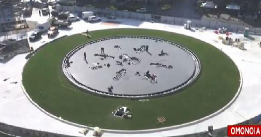 Πλατεία Ομονοίας: Αποκαλύφθηκε το σιντριβάνι με το γρασίδι