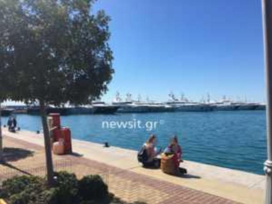 Κορονοϊός: «Κόλαση» στη μαρίνα του Φλοίσβου από κόσμο παρά τις προειδοποιήσεις!
