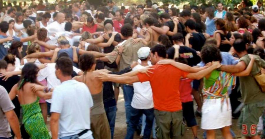 Αν δεν πας έστω σ’ ένα πανηγύρι, δεν ξέρεις τι θα πει ελληνικό καλοκαίρι