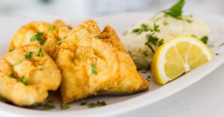 Μπακαλιάρος Σκορδαλιά: Τρεις συνταγές για να γλύφουν όλοι τα δάχτυλά τους