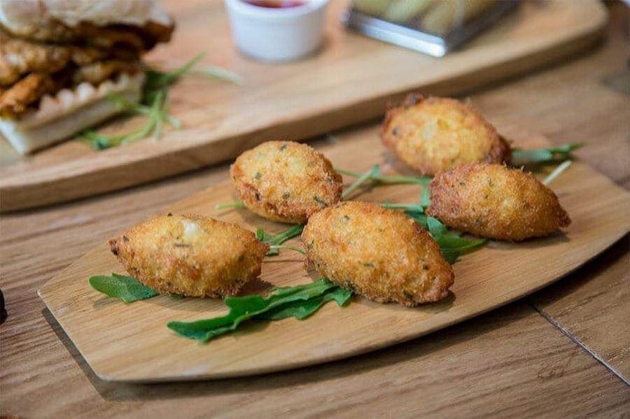 Μπακαλιάρος: Υπέροχες συνταγές για να τον τιμήσουμε στην εθνική μας εορτή.