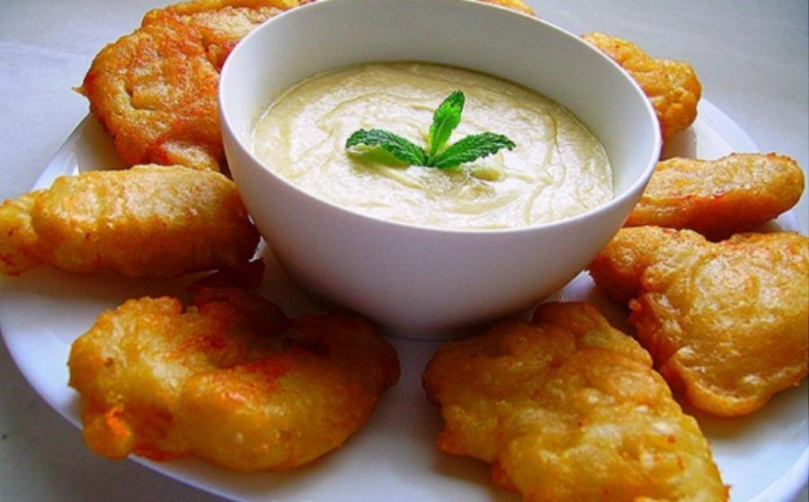 Μπακαλιάρος Σκορδαλιά: Τρεις συνταγές για να γλύφουν όλοι τα δάχτυλά τους