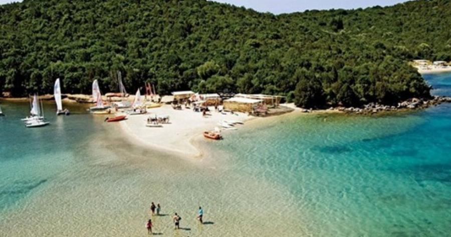 Ταξίδι στην “Καραϊβική” της Ελλάδας μόνο 5 μιση ώρες μακρυά από την Αθήνα