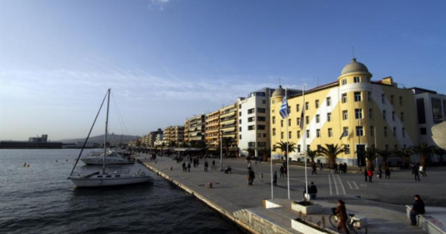 Βόλος: Γεμάτη κόσμο χθες η παραλία – Πρόστιμο και σε ψαροντουφεκά