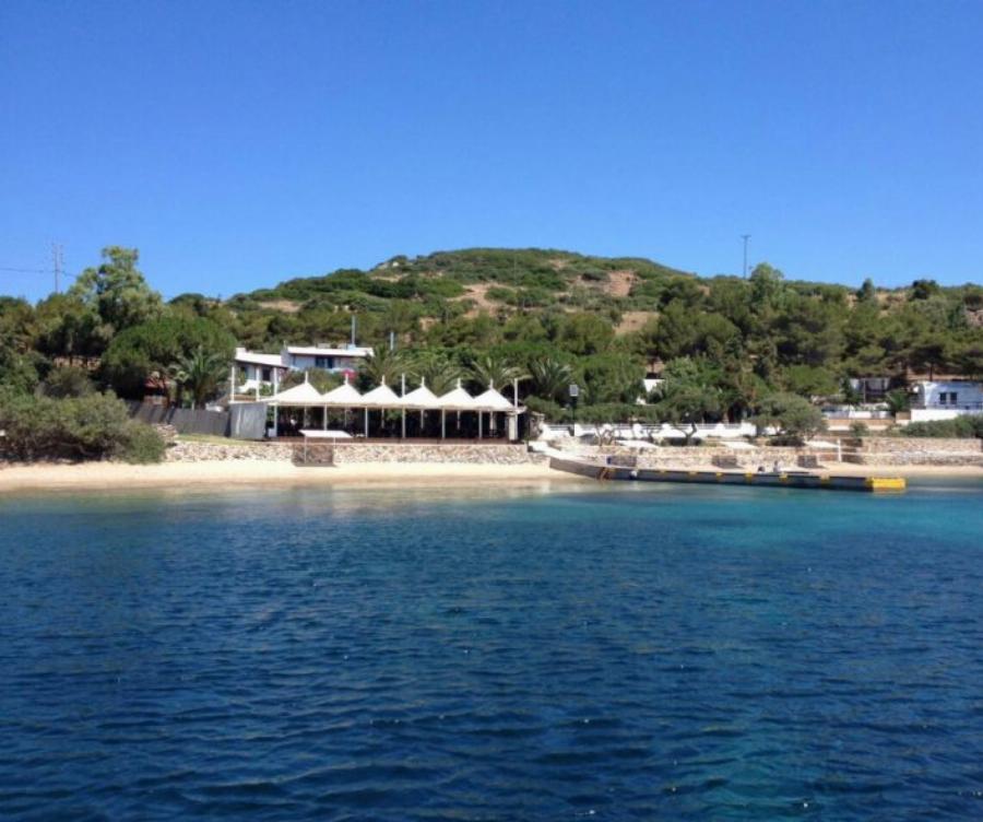 Μέχρι πέρυσι δεν το προτιμούσε κανείς: Γιατί φέτος όλοι σκέφτονται να πάνε σ’ αυτό το νησί το καλοκαίρι;