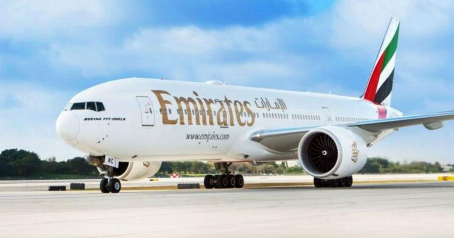 Emirates: Η πρώτη αεροπορική εταιρεία που προσφέρει με αυτόν τον τρόπο επιτόπου εξέταση για τον COVID-19 σε επιβάτες της