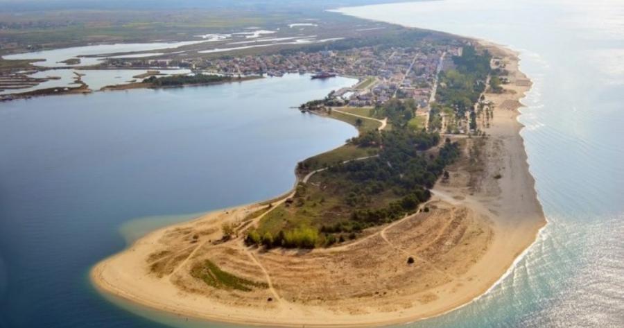 Κεραμωτή: Το χωριουδάκι που είναι όλο παραλία.