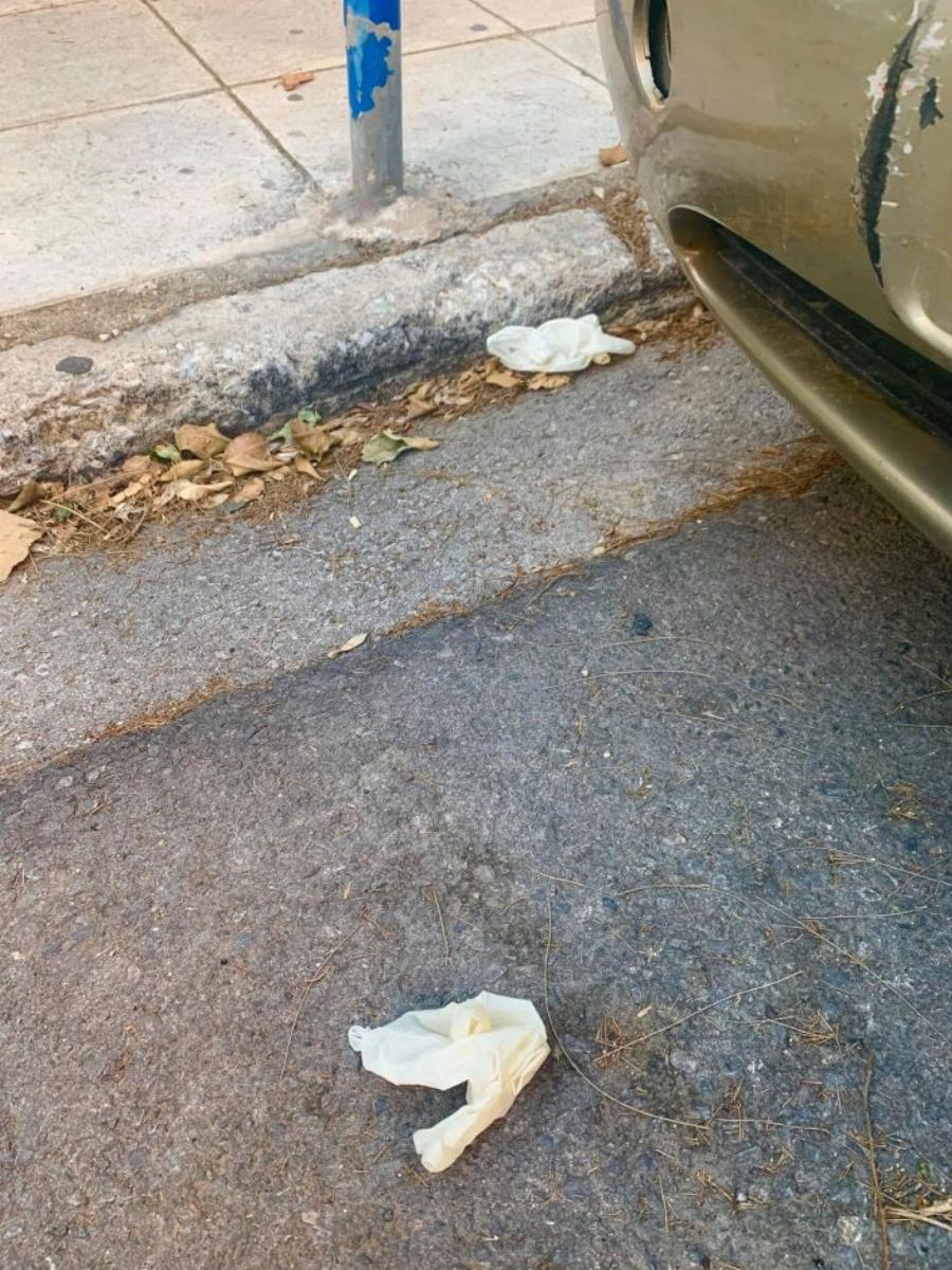 500 μέτρα, 20 εστίες μόλυνσης covid-19: Η εικόνα-ντροπή στο Παλαιό Φάληρο που δεν χωνεύεται (Pics)