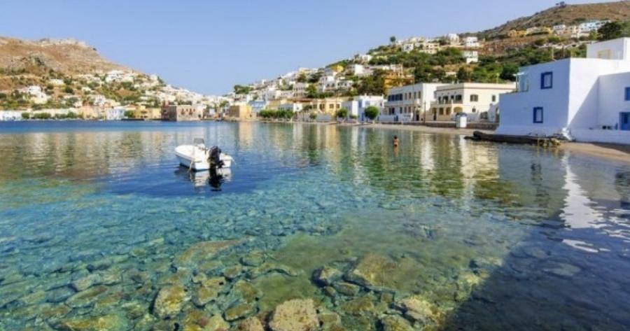Λέρος: Το «αθόρυβο» νησί με εικόνες βγαλμένες σαν από καρτ ποστάλ