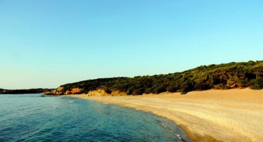 Το πιο ήσυχο και ασφαλές νησί της Ελλάδας: Εδώ θα ‘χεις και του πουλιού το γάλα με 50 ευρώ την ημέρα