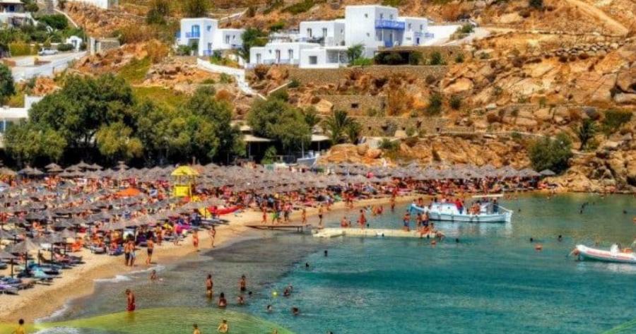 «Στη Μύκονο είσαι φίλε»: Τι μπορείς να φας με 50 ευρώ στην τσέπη στο Νησί των Ανέμων