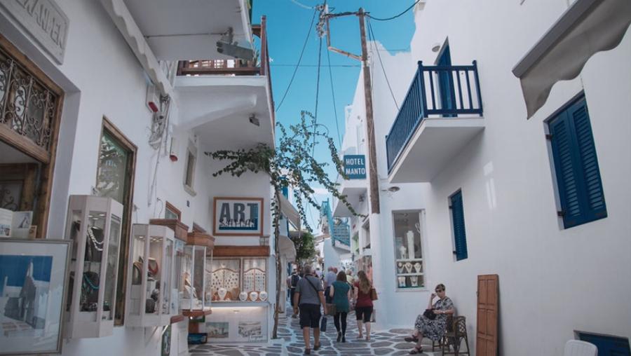 Η «μυστική» Μύκονος: Όλα όσα δεν σου είπε κανείς για το νησί των ανέμων