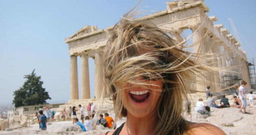 Θεοχάρης: Χωρίς τεστ η είσοδος τουριστών από το εξωτερικό – Οι ημερομηνίες απελευθέρωσης των πτήσεων