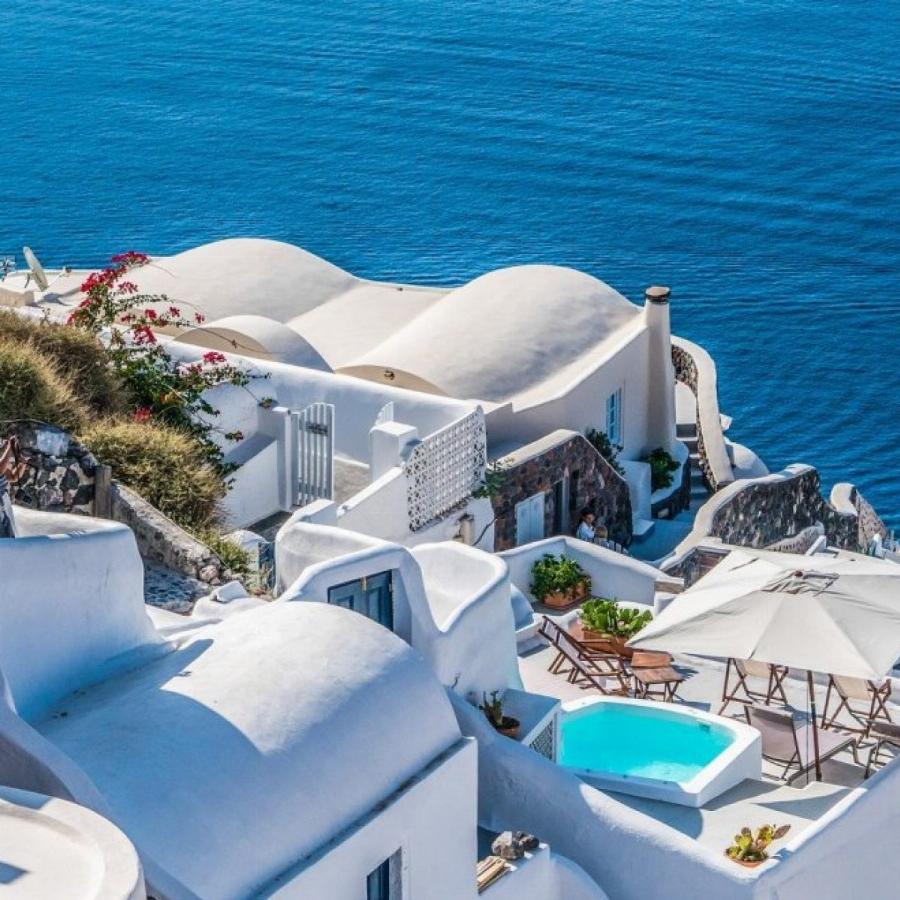 Άδεια Σαντορίνη: Σοκάρουν οι εικόνες από την Καλντέρα το βράδυ της 23ης Ιουνίου