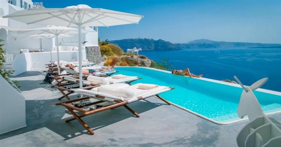 Θρήνος για τον Τουρισμό! Με παγίδα Νόμου κλείνουν ξανά χιλιάδες καταλύματα