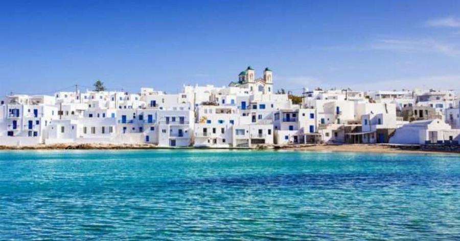 Ελληνικά Νησιά: Πλημμύρισαν από κόσμο τα νησιά το τριήμερο-Συνωστισμός σε κλαμπ και μπαρ (pics & vids)