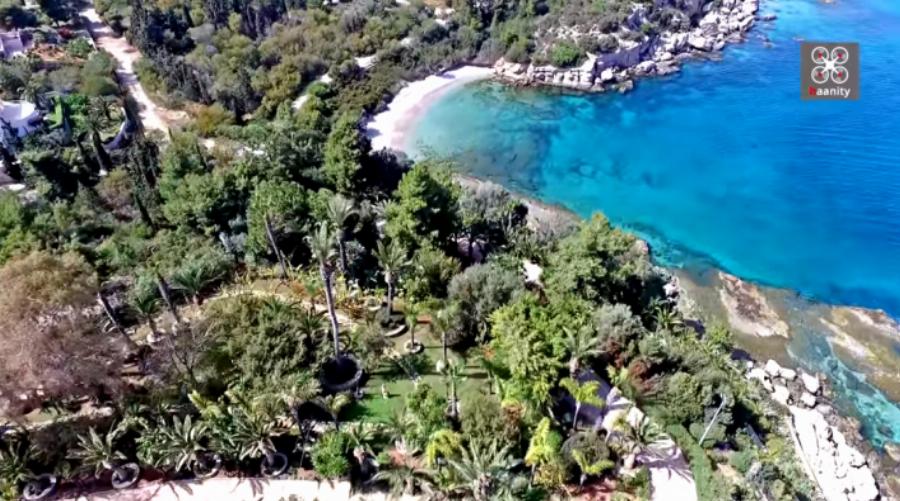 Η Ελληνική Ριβιέρα: Ο παράδεισος των επωνύμων δίπλα στην Αθήνα με τις ακριβότερες βίλες στην Ελλάδα