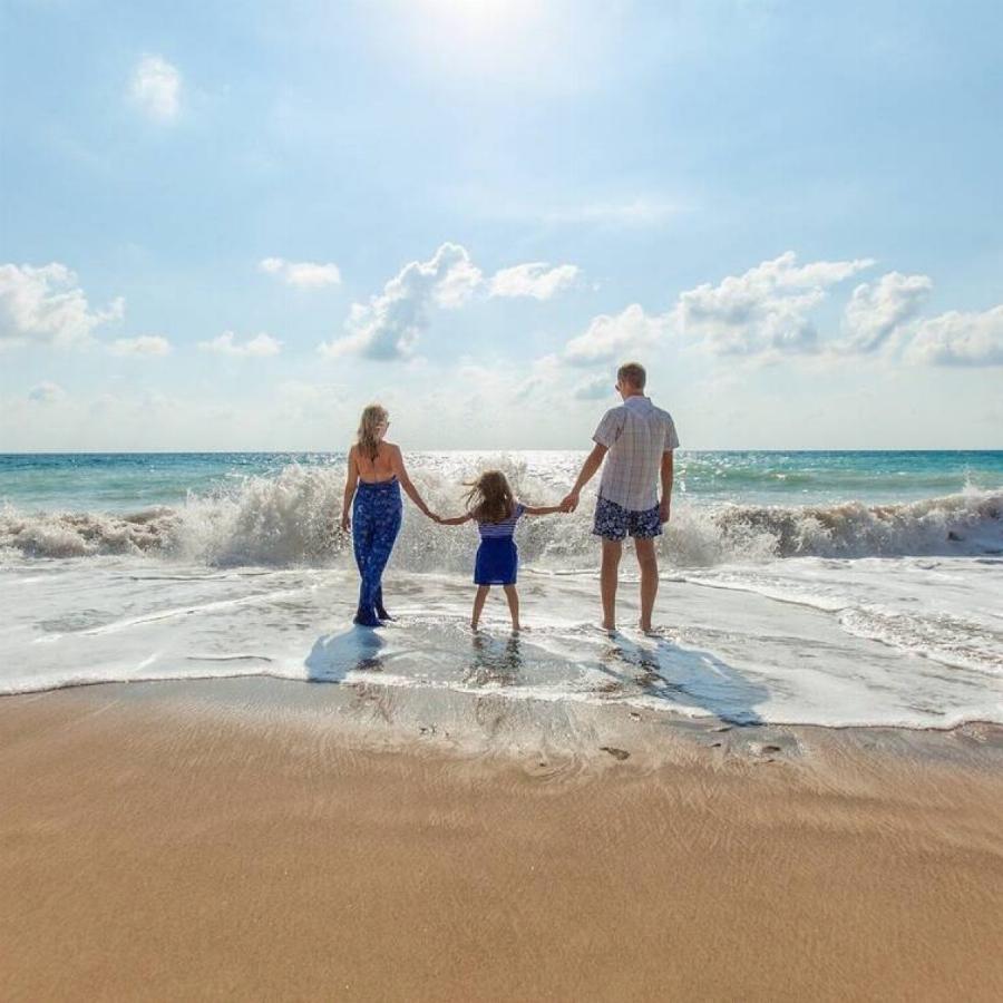 Κοινωνικός τουρισμός 2020: Ολα τα προγράμματα για 829.000 ωφελούμενους, voucher 120 ευρώ για διακοπές, δωρεάν βιβλία και θέατρο