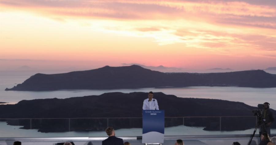 Σαντορίνη: Το ηλιοβασίλεμα της ταξίδεψε σε όλο τον κόσμο και διαφήμισε τον ελληνικό τουρισμό