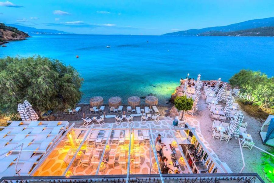 Λουτρά Ωραίας Ελένης: Γνωρίστε τον παράδεισο μια ανάσα από την Αθήνα