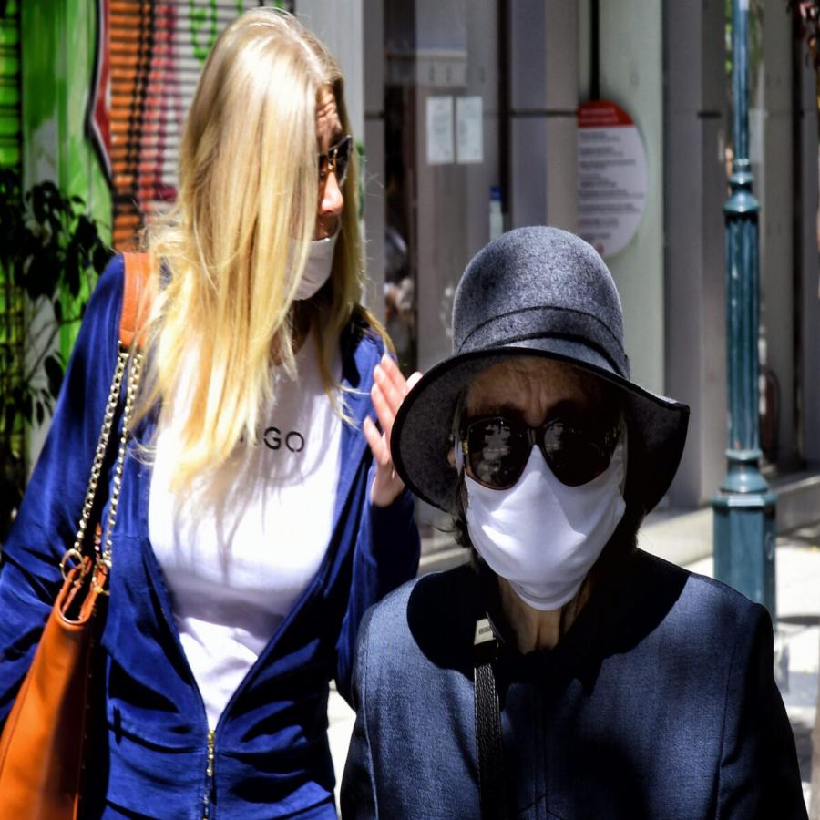 Υποχρεωτική χρήση μάσκας: Δείτε τι θα ανακοινώσει ο Χαρδαλιάς για την χρήση και σε άλλους κλειστούς χώρους