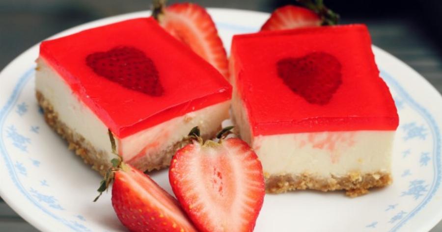 Γλυκό ψυγείου: Με μπισκότα και ζελέ για να τους τρελάνετε όλους