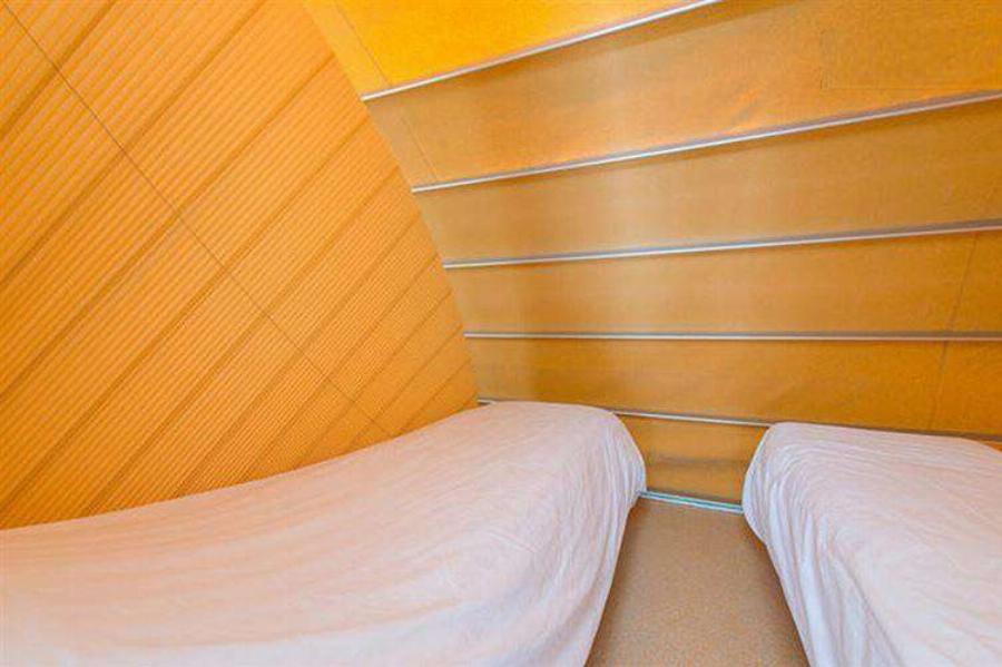 Κοστίζει λιγότερο από αυτοκίνητο, το παίρνεις μαζί σου διακοπές όπου θες και μέσα είναι καλύτερο από 5* ξενοδοχείο