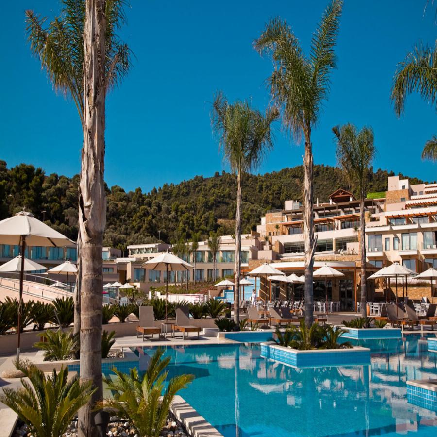 Miraggio: Το μεγαλύτερο και πιο πολυτελές ξενοδοχείο στην Ελλάδα κόστισε 120 Εκατομμύρια Ευρώ. (Εικόνες)