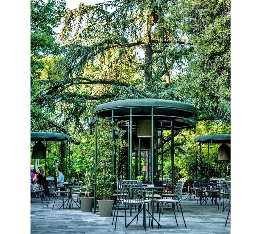 Natu: Ο ομορφότερος κήπος της Αθήνας για φαγητό το καλοκαίρι