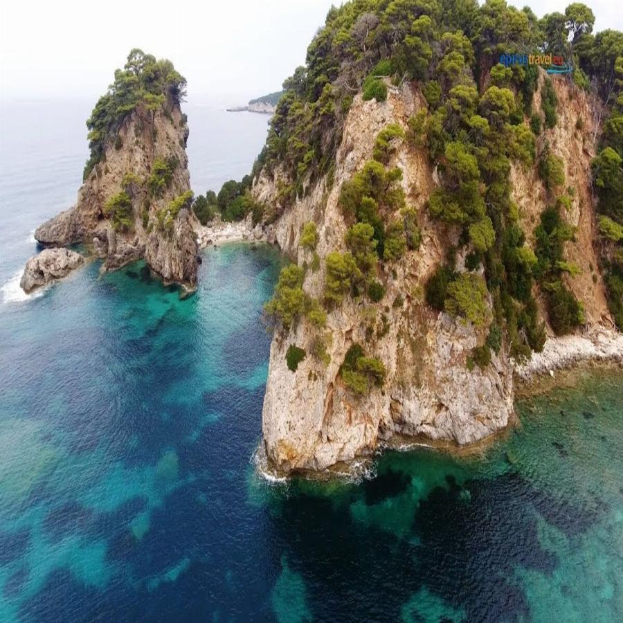 Ποια Μύκονος; Ο πιο ασφαλής προορισμός για τον Αύγουστο χωρίς κρούσματα είναι στην Ήπειρο και πας με αυτοκίνητο