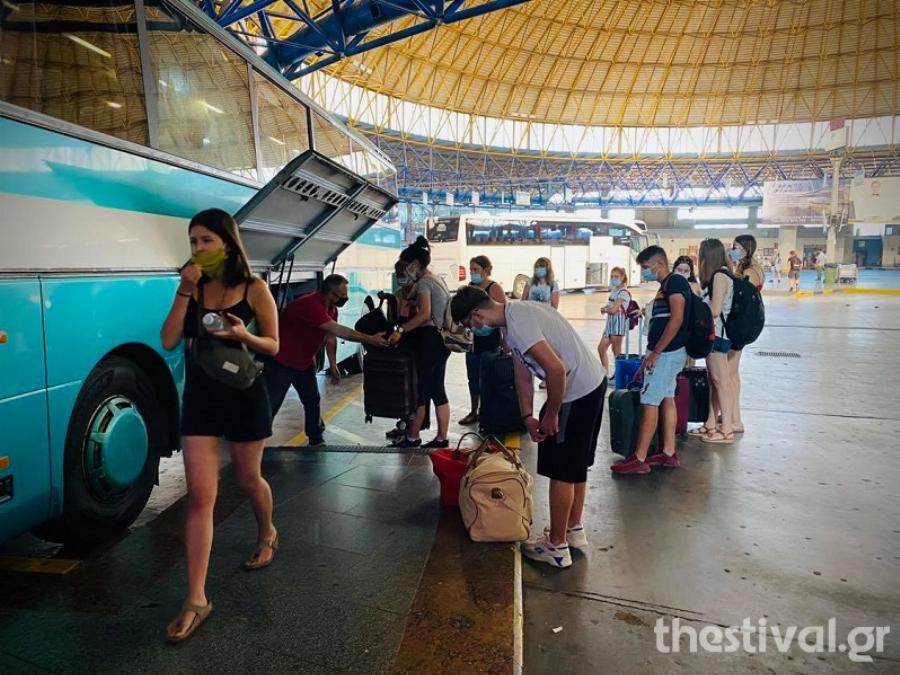 ΚΤΕΛ Μακεδονία: Αιφνιδιαστικός έλεγχος της Αστυνομίας μέσα στα ΚΤΕΛ – Έψαχναν για μάσκες