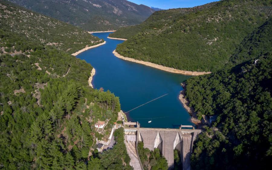 Ποταμός Λαδώνας: Η λίμνη της Αρκαδίας που μοιάζει να έχει ξεπηδήσει από πίνακα ζωγραφικής