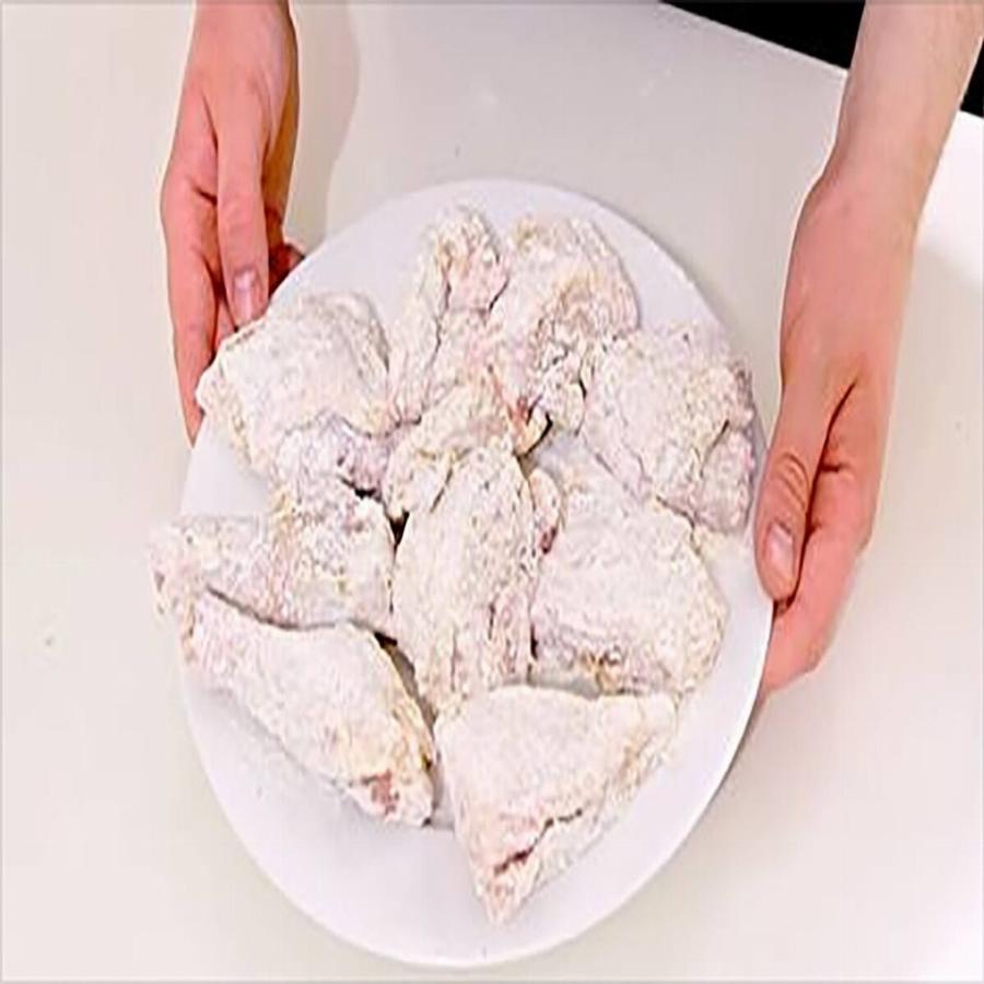 Τηγανητό κοτόπουλο: Αναλυτική συνταγή σε βίντεο, έτοιμο σε πολύ λίγα λεπτά