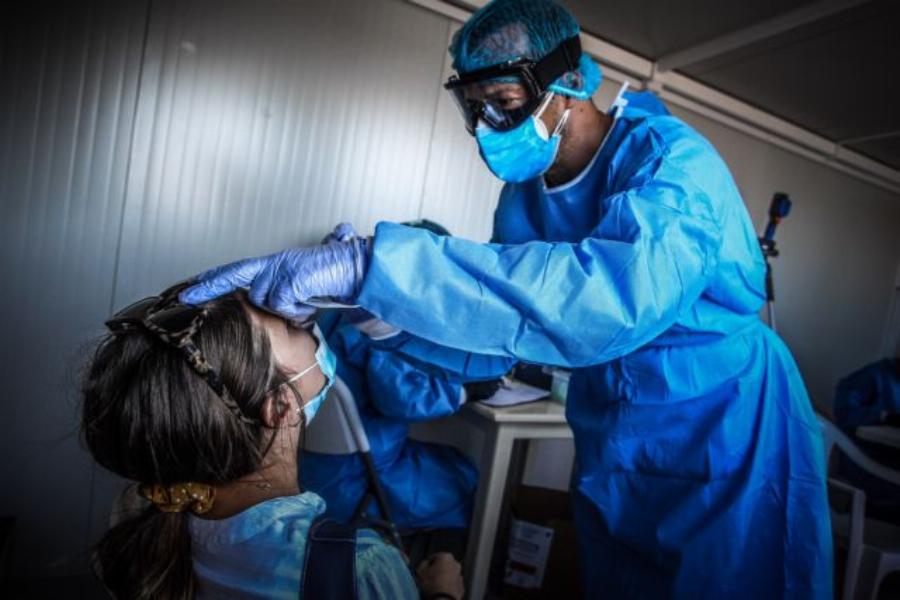 Κορονοϊός κρούσματα σήμερα 21/8: Ψηλά και σήμερα τα νούμερα των κρουσμάτων