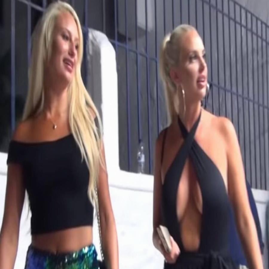 Μύκονο καλλονές: Εντυπωσιακές καλλονές κάνουν διακοπές και περπατούν στα στενά της Μυκόνου – Βίντεο που κόβει την ανάσα