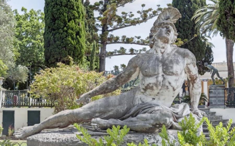 Αχίλλειο στην Κέρκυρα: Ανάκτορο βγαλμένο από το ομορφότερο παραμύθι – Μαγικές εικόνες
