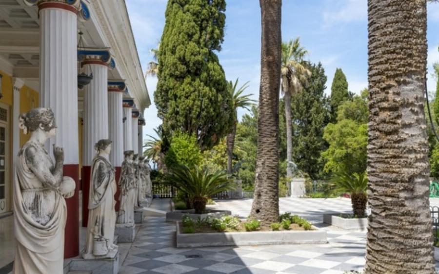 Αχίλλειο στην Κέρκυρα: Ανάκτορο βγαλμένο από το ομορφότερο παραμύθι – Μαγικές εικόνες