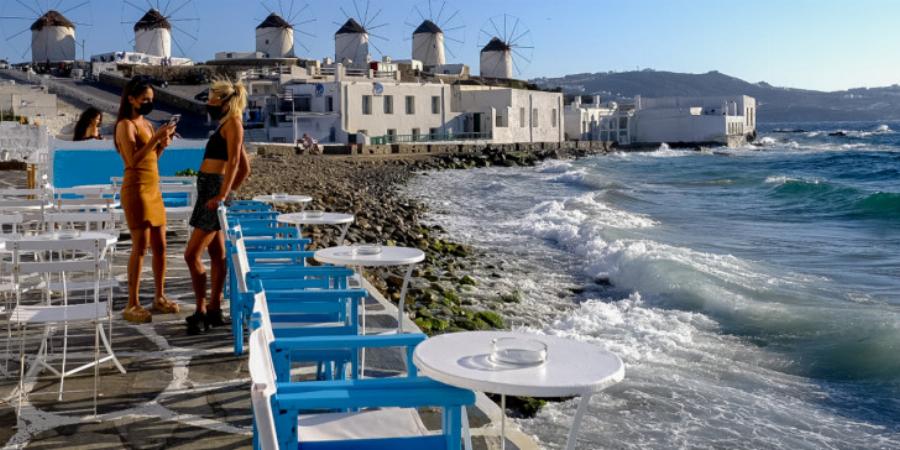 Μύκονος καραντίνα: Άνδρας θετικός στον κορονοϊό, έσπασε την καραντίνα και έκανε βόλτες μέσα στη Μύκονο