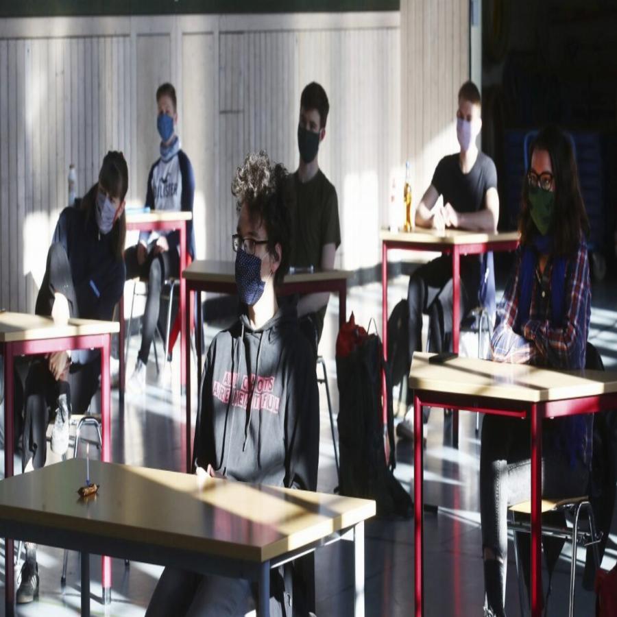 Κορονοϊός σχολεία: Αυτά είναι τα δύο επικρατέστερα σενάρια για το άνοιγμα των σχολείων το Σεπτέμβρη