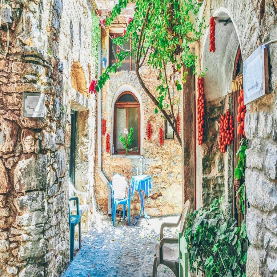 Είναι το πιο ασφαλές νησί για τον Αύγουστο, σχεδόν καθόλου κρούσματα, εξωτικές παραλίες και χωρίς πολυκοσμία