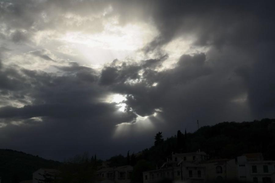 Καιρός: Έκτακτο δελτίο ΕΜΥ! Αλλάζει ο καιρός – Που έρχονται καταιγίδες και χαλάζι