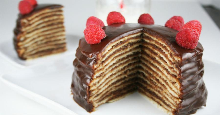 Σοκολατένιο γλυκό με γκοφρέτες: Εύκολο, ελαφρύ και έτοιμο σε 10 λεπτά