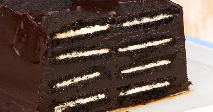 Γλυκός πειρασμός: Μπισκοτογλυκό με Oreo, με 4 υλικά και έτοιμο σε 15 λεπτά