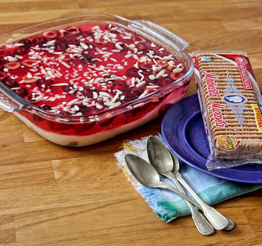 Το πιο δροσιστικό μπισκοτογλυκό με ζελέ κεράσι, για το καλοκαίρι