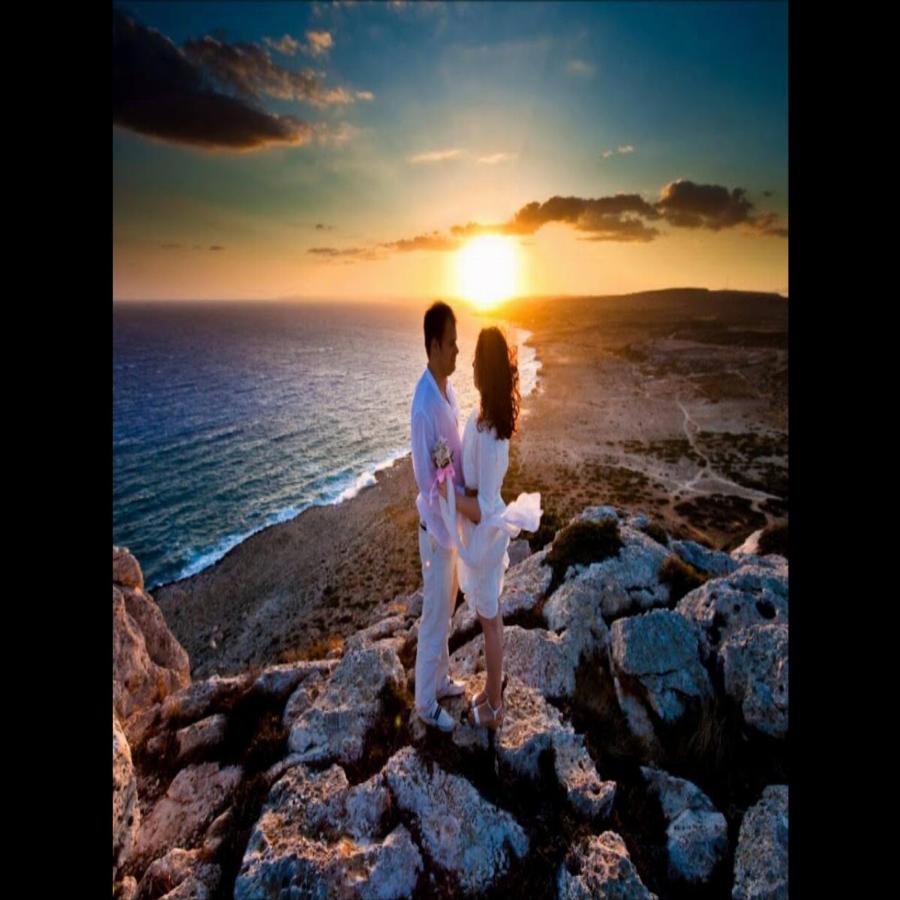 Είναι στα Νότια της Αθήνας, ανοργάνωτη και δωρεάν, ασφαλής χωρίς κόσμο και ιδανική για μπάνια τέλος Αυγούστου